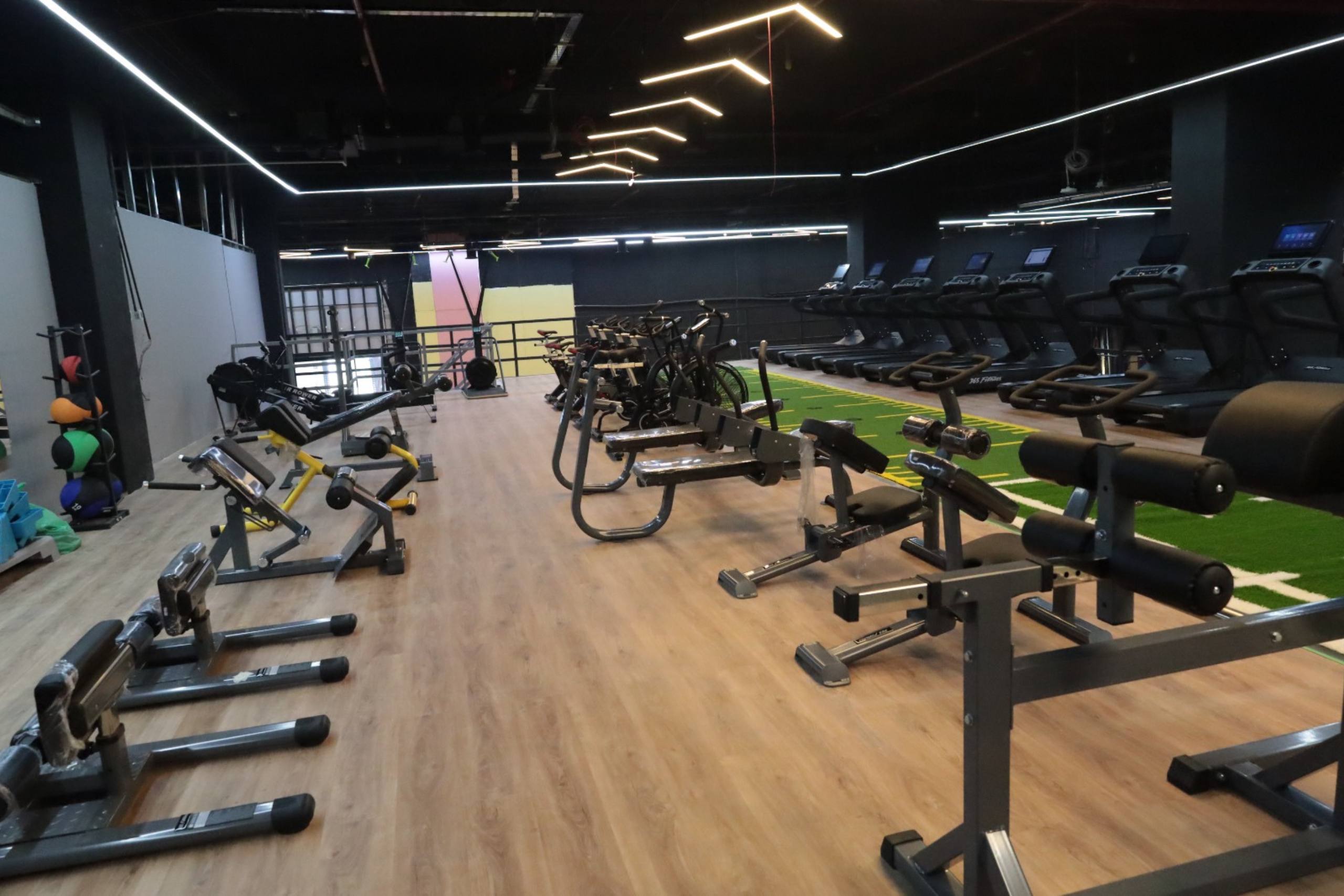 365 fitness GYM Muhasniah First-24 hours open gym